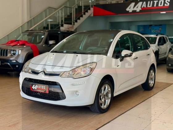 CITROËN C3 1.6 EXCLUSIVE 16V FLEX 4P AUTOMÁTICO CITROËN C3 1.6 EXCLUSIVE 16V FLEX 4P AUTOMÁTICO